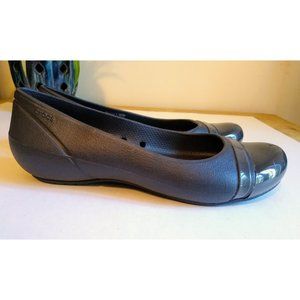 Crocs Women's Cap Toe Dark Gray Ballet Flat Size 6